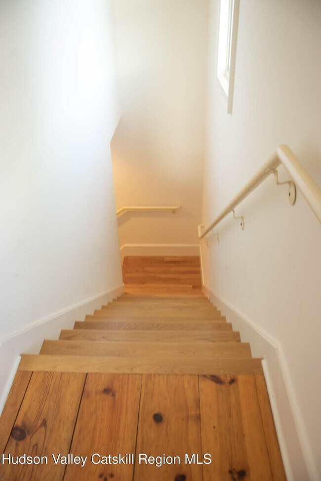 96 Jefferson Hill Rd in Chatham, NY - Building Photo - Building Photo