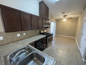 2317 Acoma Pl in Bullhead City, AZ - Building Photo - Building Photo