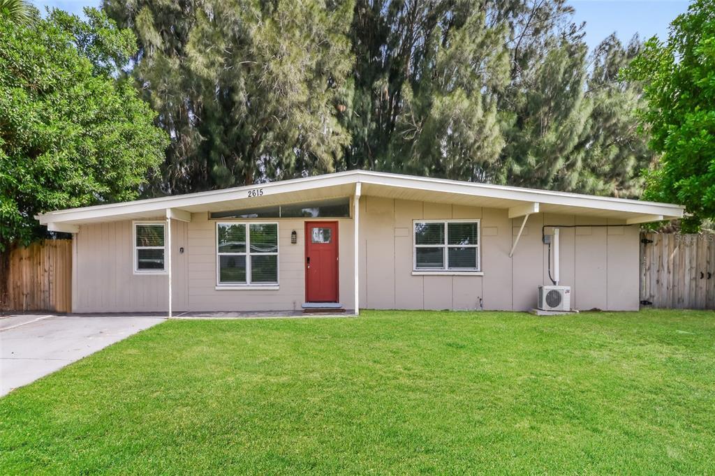 2615 Lafayette Rd in Bradenton, FL - Building Photo