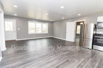 2408 Cres Club Dr, Unit 1 Bedroom Den A-0211 in Chattanooga, TN - Building Photo - Building Photo