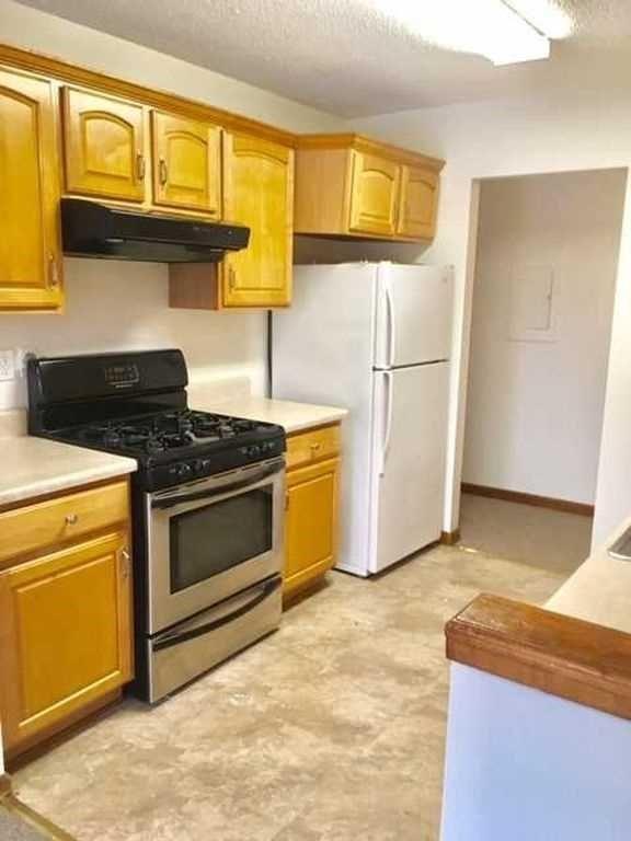 property at 53-53 3 Hook Rd