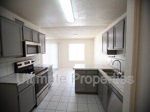 10009 N 66th Ln in Glendale, AZ - Building Photo - Building Photo