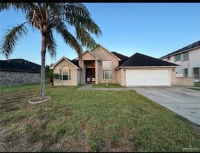 17 Hitching Post Dr in Brownsville, TX - Building Photo - Building Photo