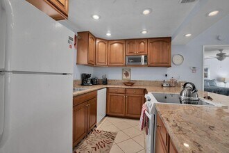 40678 Inverness Way in Palm Desert, CA - Building Photo - Building Photo