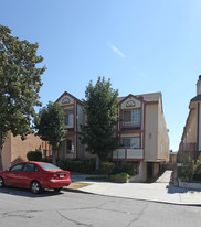 328 E Valencia Ave Apartments