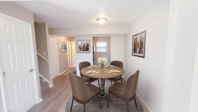 Estates at Crystal Bay in Indianapolis, IN - Building Photo - Building Photo