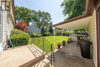751 Kemsley Dr in Sarnia, ON - Building Photo - Building Photo
