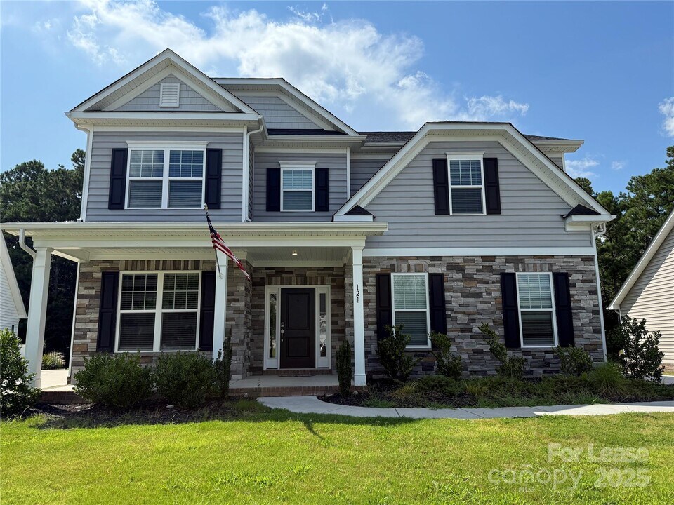 121 Pine Eagle Dr in Rock Hill, SC - Building Photo