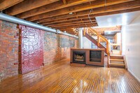 Mariners Court Apartments photo'