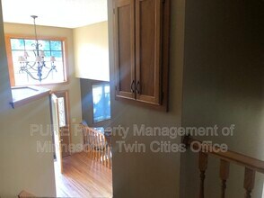 1680 Thornhill Ln in Woodbury, MN - Building Photo - Building Photo