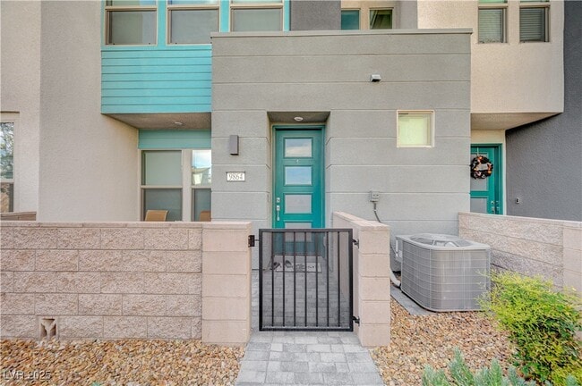 property at 9864 Kings Glen St