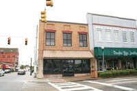 72 N Ct Square in Troy, AL - Building Photo - Building Photo