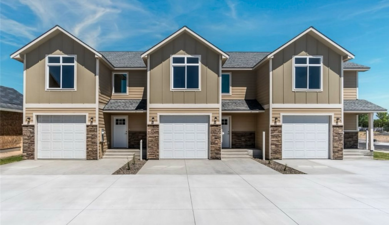 931 Ted Yao Way in Moses Lake, WA - Building Photo