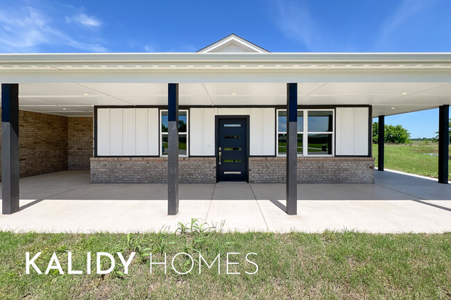 202 Olde Ml Ct in Jones, OK - Building Photo - Building Photo