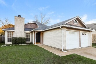 19523 Lake Hollow Ln in Houston, TX - Building Photo - Building Photo