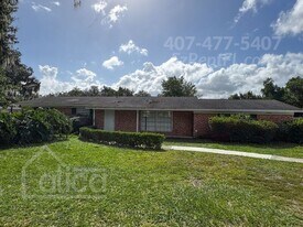 2886 River Oak Dr in Orange Park, FL - Building Photo