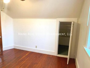 160 Grove St in Bangor, ME - Building Photo - Building Photo