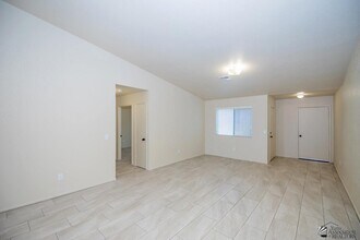 7357 E 39th St in Yuma, AZ - Building Photo - Building Photo