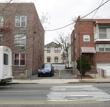 4303 Baychester Ave in Bronx, NY - Building Photo - Building Photo