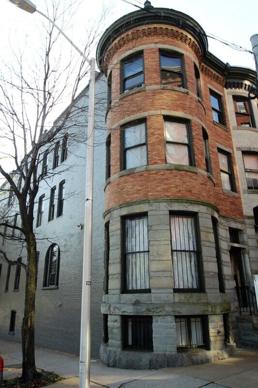223 E Preston St in Baltimore, MD - Building Photo - Building Photo