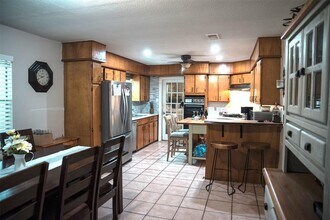 518 Betty Sue Ln in Houston, TX - Building Photo - Building Photo