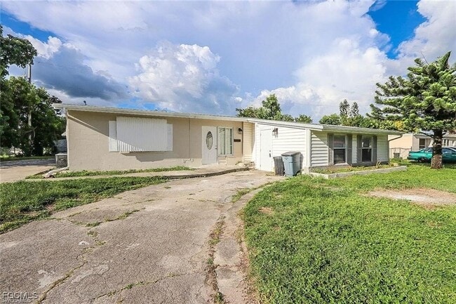 property at 305 Bougainvillea Rd W