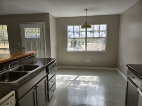 13339 Vermont St in Folsom, LA - Foto de edificio - Building Photo