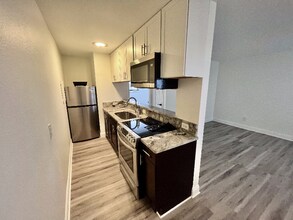 1301 S Howard Ave in Tampa, FL - Building Photo - Building Photo