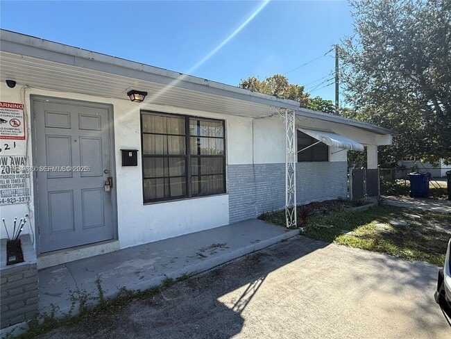 property at 521 SW 9th St