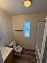 13 Vanilla Ln in Browns Mills, NJ - Foto de edificio - Building Photo