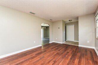 507 67th Ave Dr W in Bradenton, FL - Building Photo - Building Photo