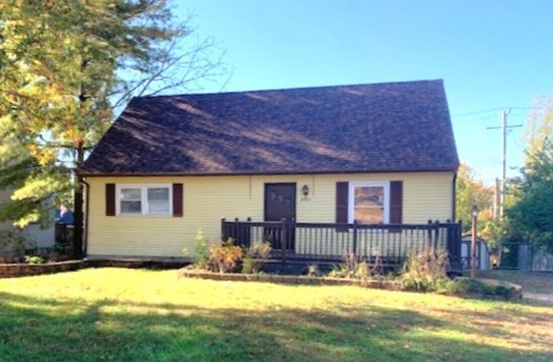 2907 Clays Mill Rd in Lexington, KY - Building Photo