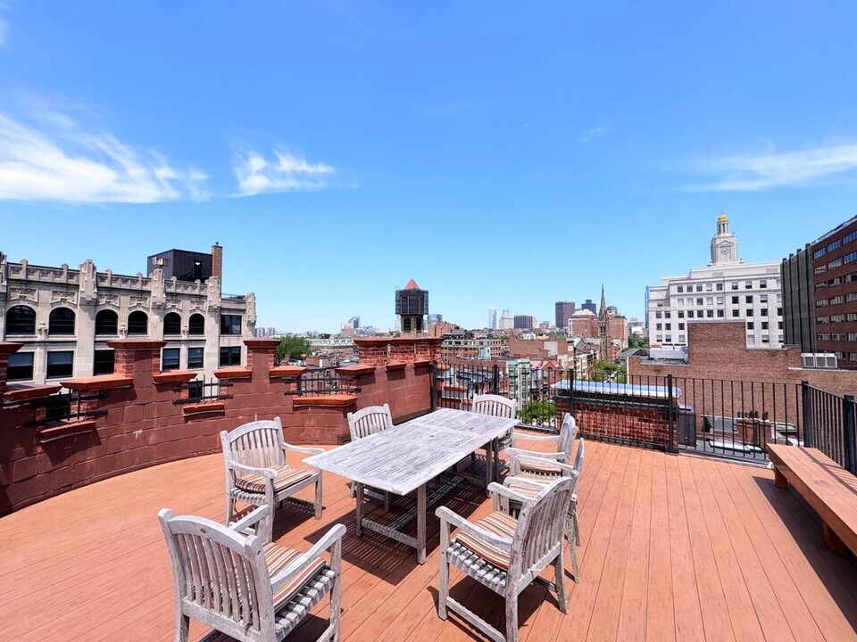 271 Dartmouth St in Boston, MA - Building Photo
