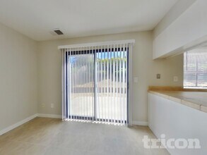 254 Voyager Dr in Vallejo, CA - Foto de edificio - Building Photo