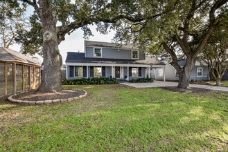 4916 Old Spanish Trl in Houston, TX - Building Photo - Building Photo