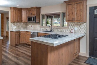 210 S 100 E in Fielding, UT - Building Photo - Building Photo