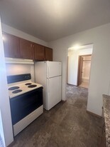 3801 Robert Pl, Unit 3825 Robert Place #10 Apartments