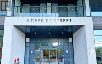 5 Defries St in Toronto, ON - Building Photo - Building Photo