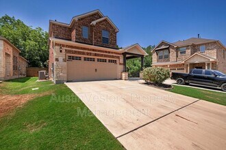 1050 Kenney Fort Xing in Round Rock, TX - Building Photo - Building Photo
