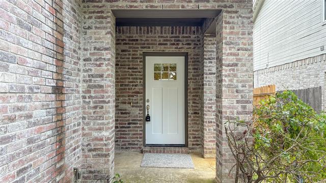 9922 Ironhorse Dr in Dallas, TX - Building Photo - Building Photo