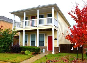 593 N Tennyson Ln in Fayetteville, AR - Building Photo