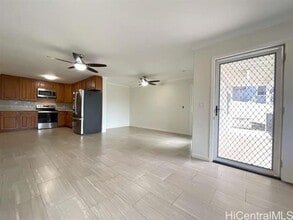 3043 Gulston St in Honolulu, HI - Building Photo - Building Photo