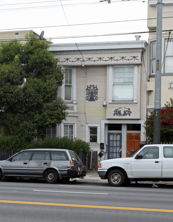 666-668 S Van Ness Ave in San Francisco, CA - Foto de edificio