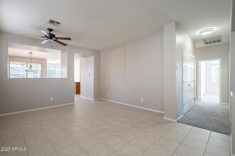 39802 N Cross Timbers Way in Anthem, AZ - Building Photo - Building Photo