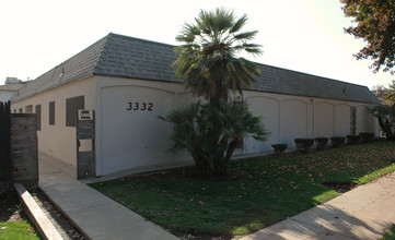 3332 E Sierra Madre Ave in Fresno, CA - Building Photo - Building Photo