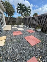 18172 SW 109th Pl in Miami, FL - Building Photo - Building Photo
