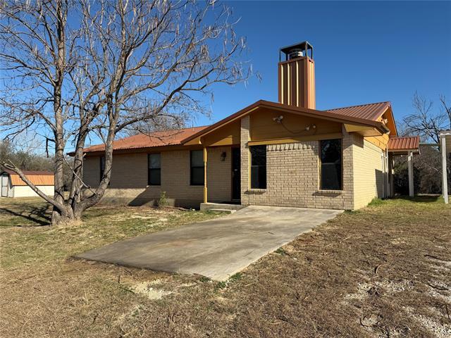 813 Co Rd 3680 in Paradise, TX - Building Photo - Building Photo