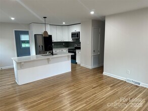 4328 Hancock Terrace in Charlotte, NC - Building Photo - Building Photo