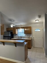 9331 Tacoma Ave, Unit B in Englewood, FL - Building Photo - Building Photo