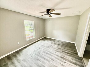 1929 SW 7th Pl in Ocala, FL - Building Photo - Building Photo